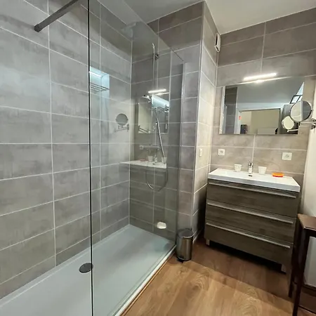 2 Bedroom In The Centre Of T30 Ostende